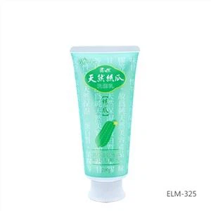 Kozmetična plastična cev z doktorskim pokrovčkom